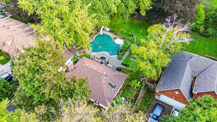 Property Photo:  10813 Victoria Square Boulevard  ON L6C 1J3 