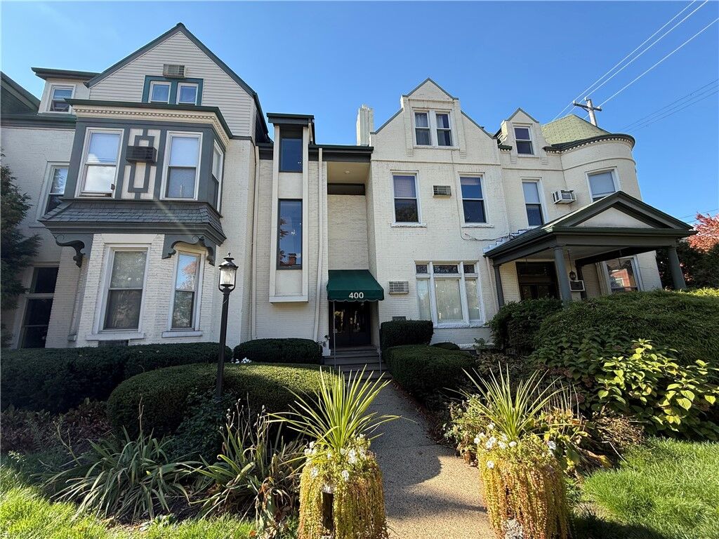 Property Photo: 400 S Higland Avenue 3 PA 15206