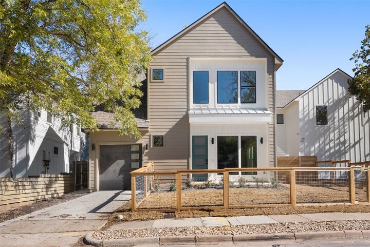 Property Photo: 2001 Rountree Drive 1 TX 78722