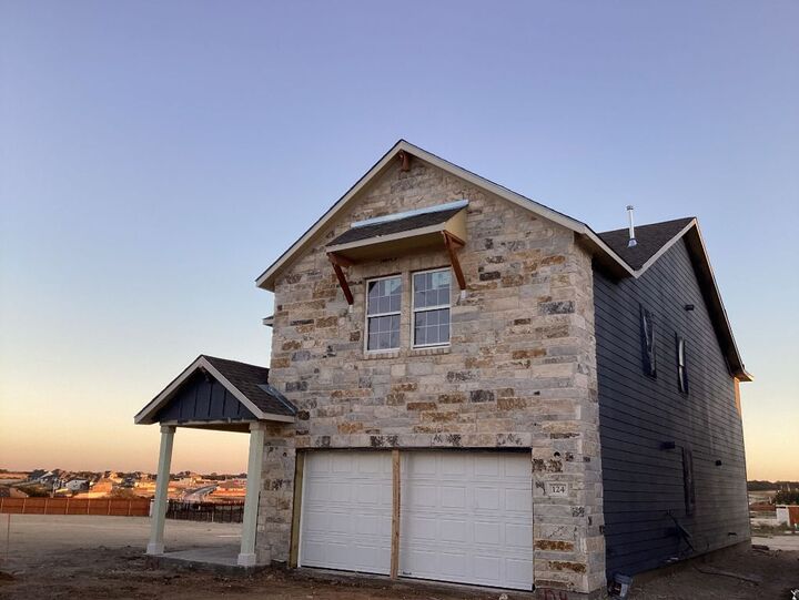 Property Photo:  124 Clover Bend  TX 78642 