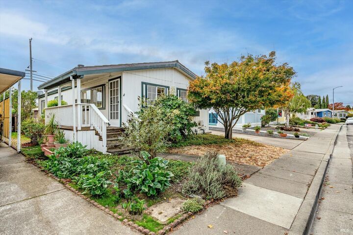 Property Photo: 146 Westgate Circle CA 95401