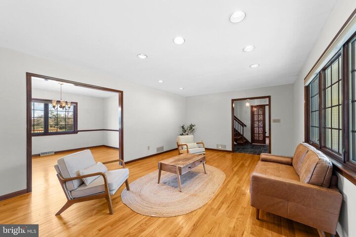 Property Photo:  1602 Harbourton Rocktown Rd  NJ 08530 