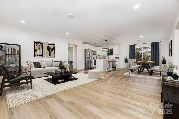 Property Photo: 150 Woodrun Drive NC 27306