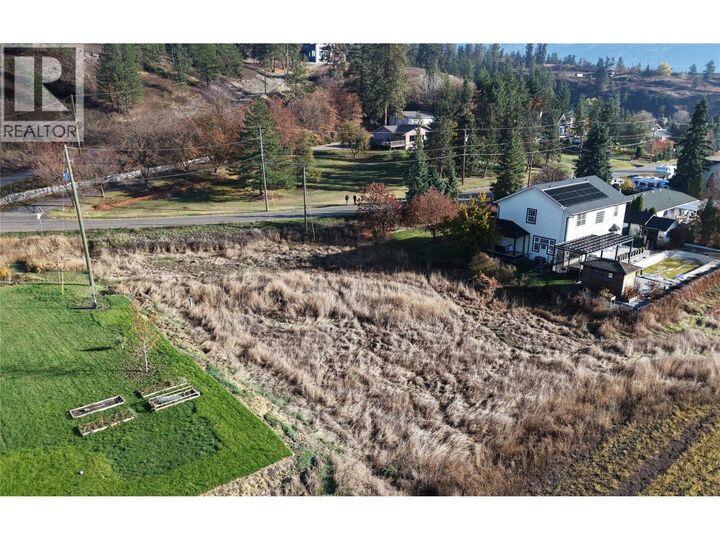 Property Photo:  4575 Lansdowne Road  BC V4Y 0V4 