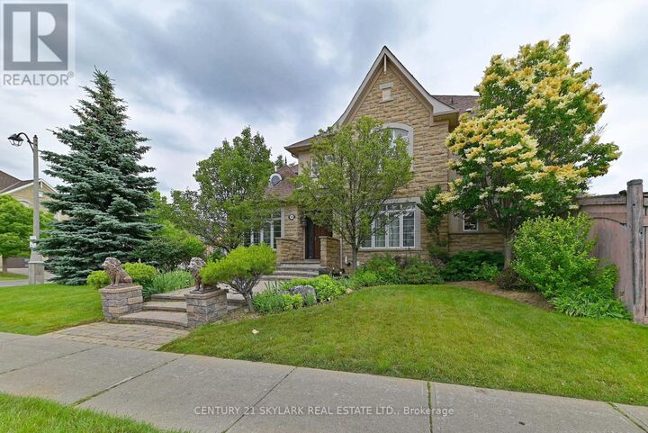 Property Photo:  185 Don Minaker Drive  ON L6P 2V1 