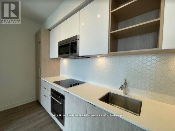 Property Photo: 50 Ordnance Street 812 ON M6K 0C9