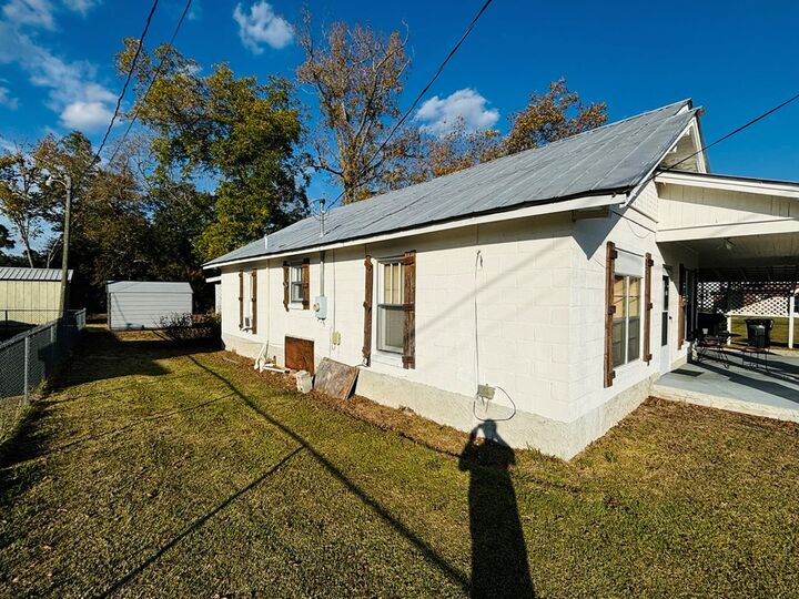 Property Photo: 115 W Park Ave GA 31001