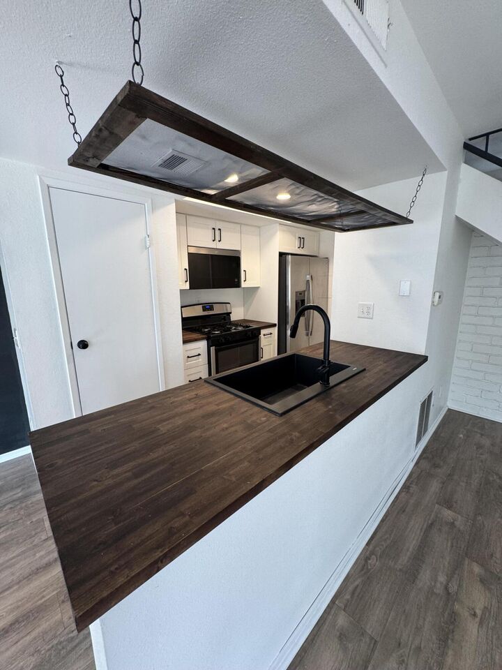 Property Photo:  72532 Edgehill Drive 2  CA 92260 