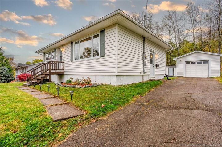 12 Gerard  Saint John NB E2J 2V2 photo