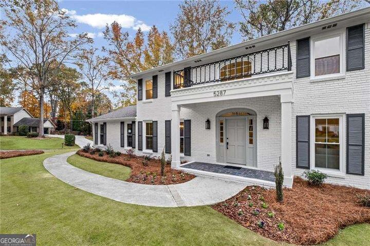 Property Photo: 5287 Vernon Lake Drive GA 30338