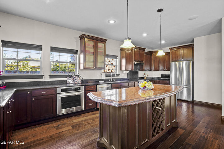 Property Photo:  19 Cumberland Circle  TX 79903 