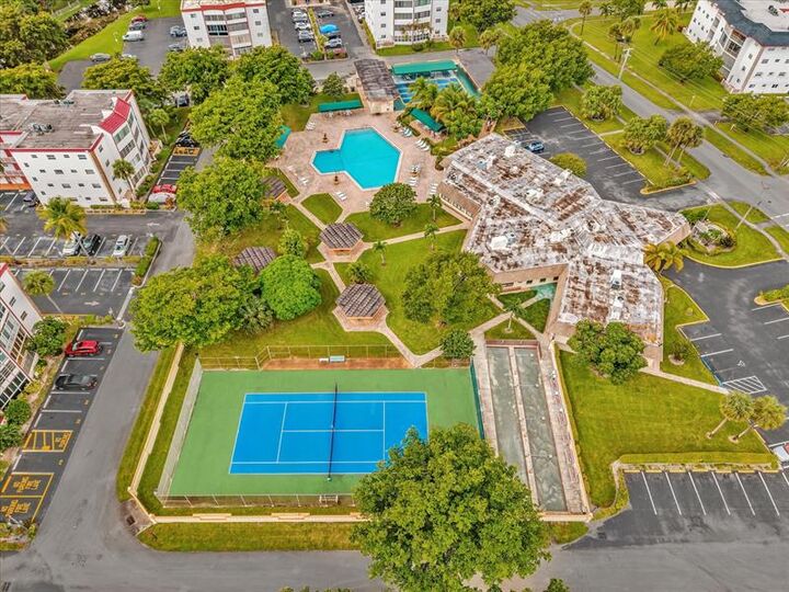 Property Photo:  3990 NW 42nd Ave 308  FL 33319 