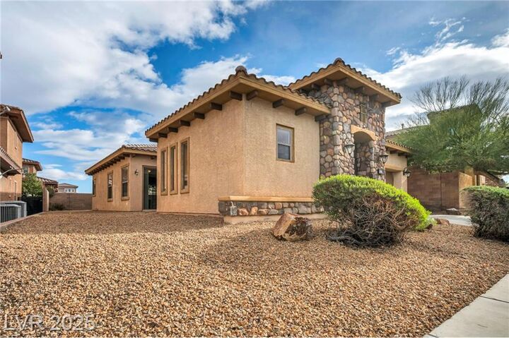 Property Photo:  1056 Via Saint Lucia Place  NV 89011 