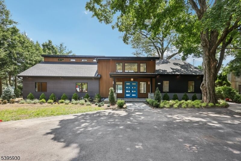 Property Photo:  12 Rocky Pt Rd  NJ 07421 