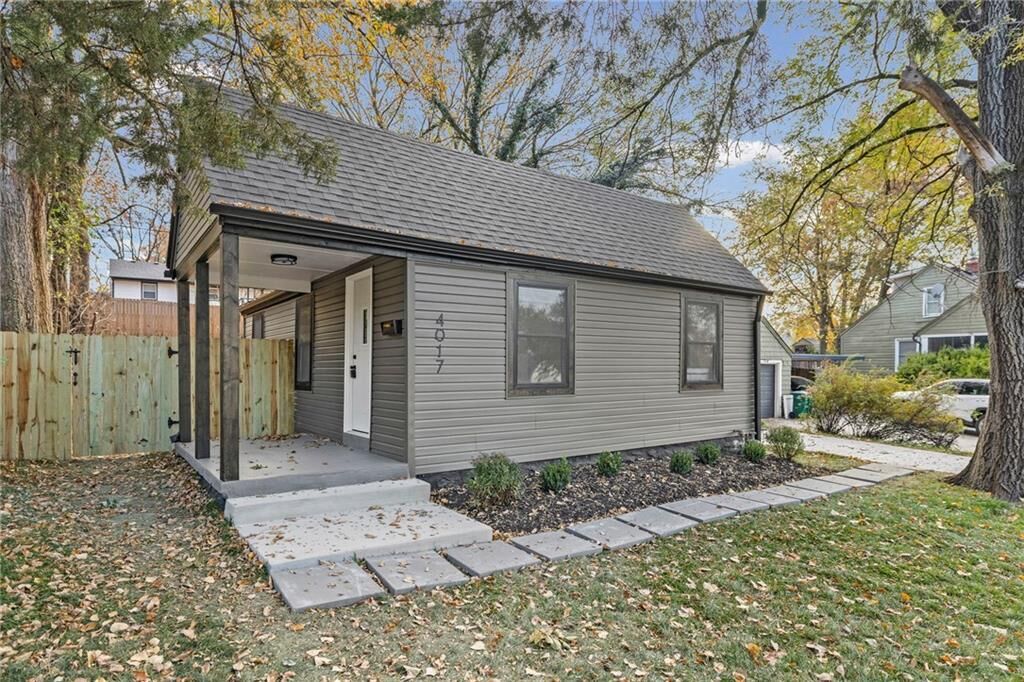 Property Photo:  4017 W 47th Street  KS 66202 