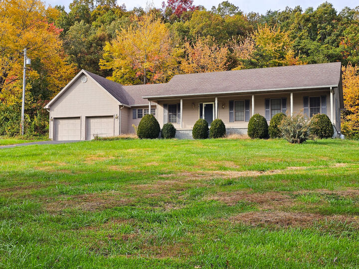 Property Photo:  114 Anderson Street  KY 40440 