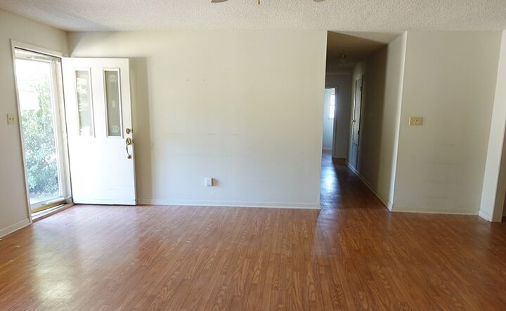 Property Photo:  300 Oak Ln  TX 75935 