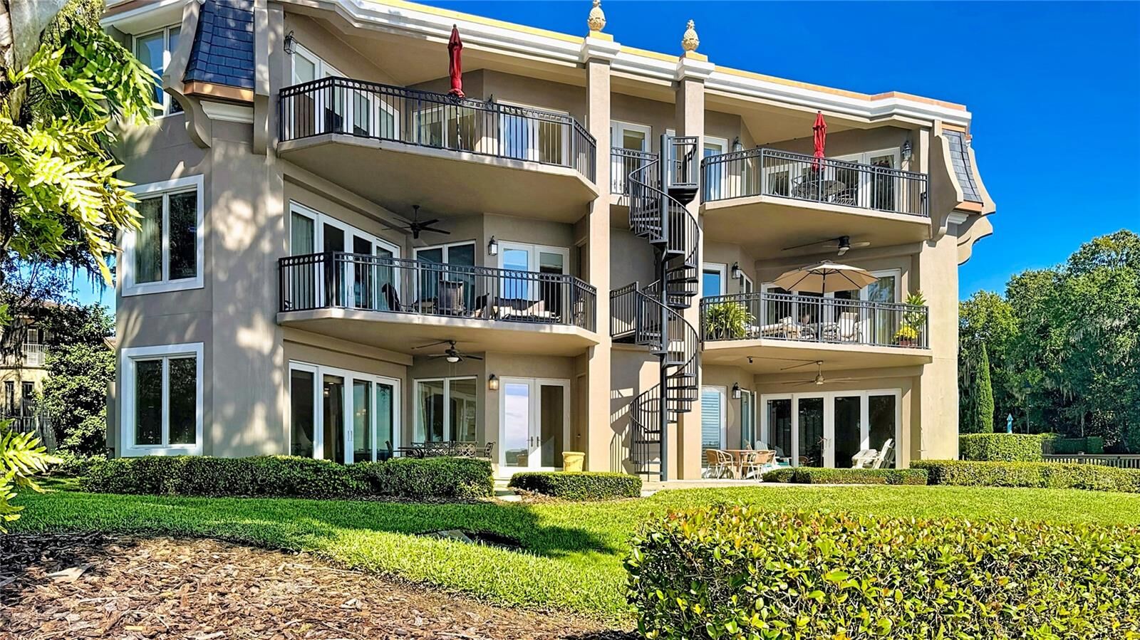 Property Photo:  660 Osceola Avenue 101  FL 32789 