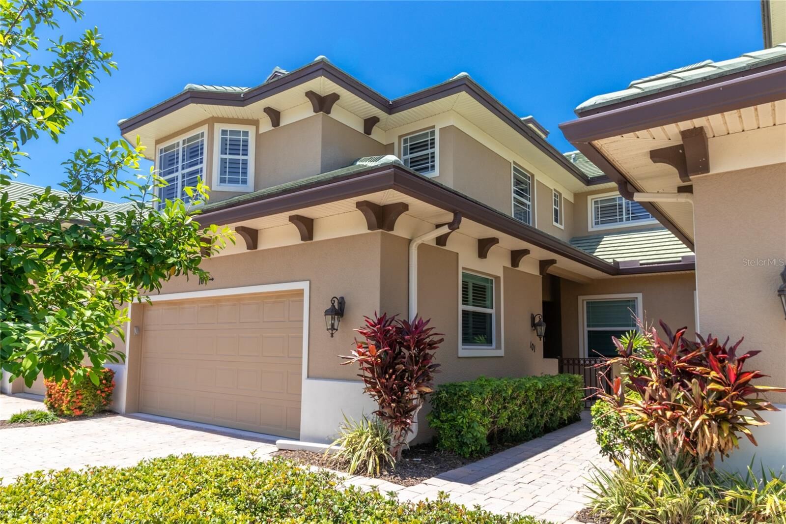 Property Photo: 6427 Moorings Point Circle 101 FL 34202