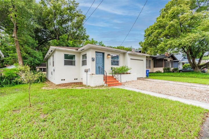 Property Photo:  903 Vistabula Street  FL 33801 