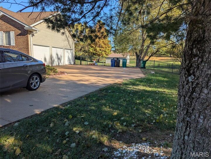 Property Photo:  14904 Wehmer Estates Drive  MO 63034 