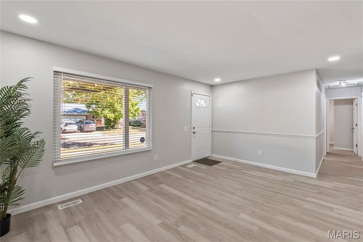 Property Photo:  12065 El Camara Drive  MO 63033 