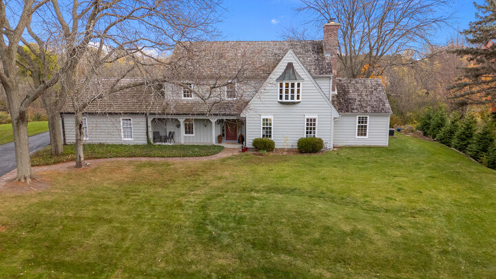 10250 N Range Line Ct  Mequon WI 53092 photo