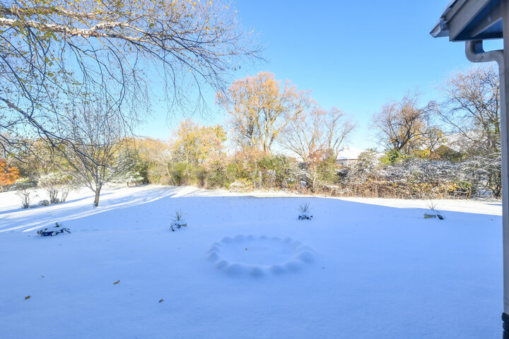 Property Photo: 5700 Woodland Hills Dr WI 53406