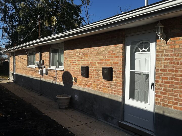 Property Photo: 804 Mackinaw Avenue IL 60409