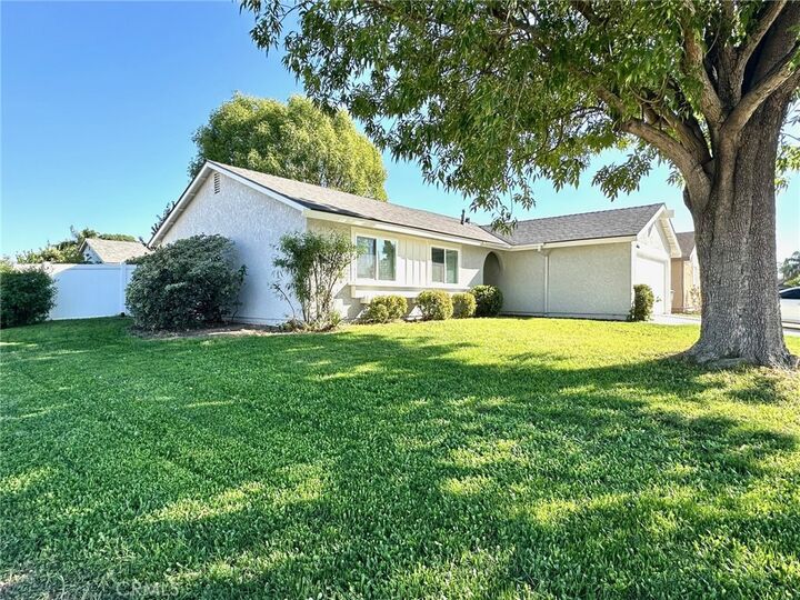 Property Photo:  6866 Rutland Avenue  CA 92503 