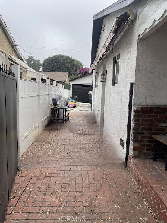 Property Photo:  10414 Dorothy  CA 90280 