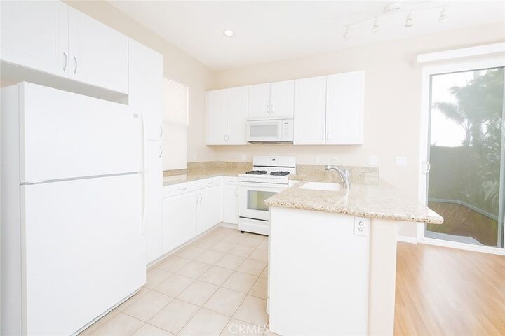 Property Photo:  480 Plaza Sueno  CA 92832 