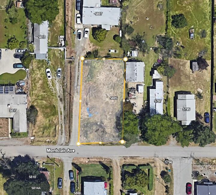 Property Photo: 5805 Montclair Avenue CA 95901