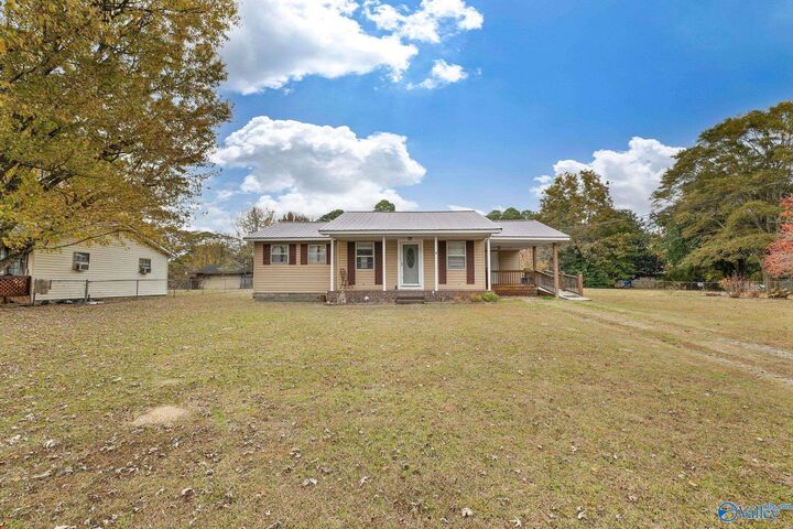 Property Photo: 202 Katherine Drive AL 35951