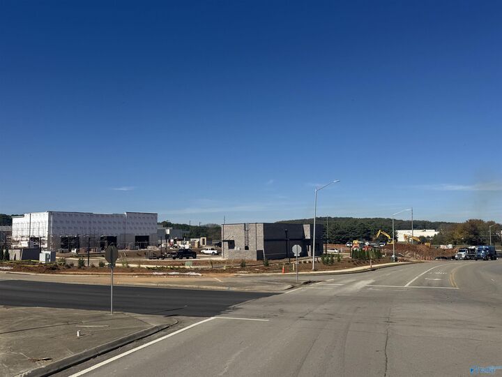 Property Photo:  1614 Bridgedale Street NE  AL 35811 