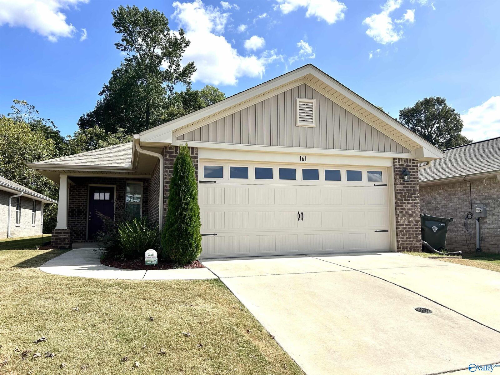 Property Photo:  161 Brooklawn Drive  AL 35749 
