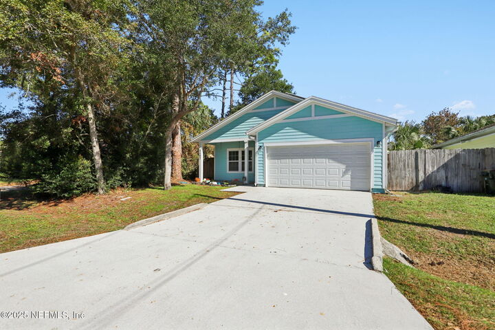 Property Photo:  1157 Violet Street  FL 32233 