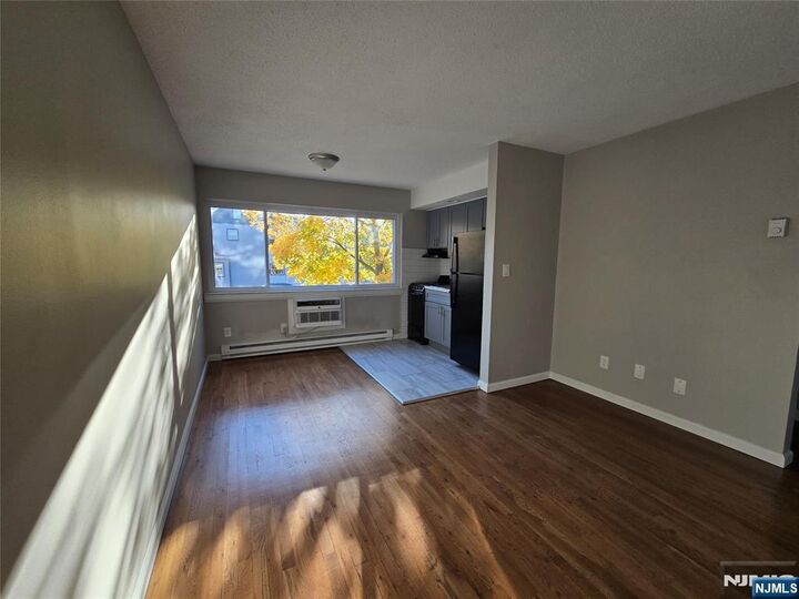 Property Photo: 322 Park Street 9 NJ 07601