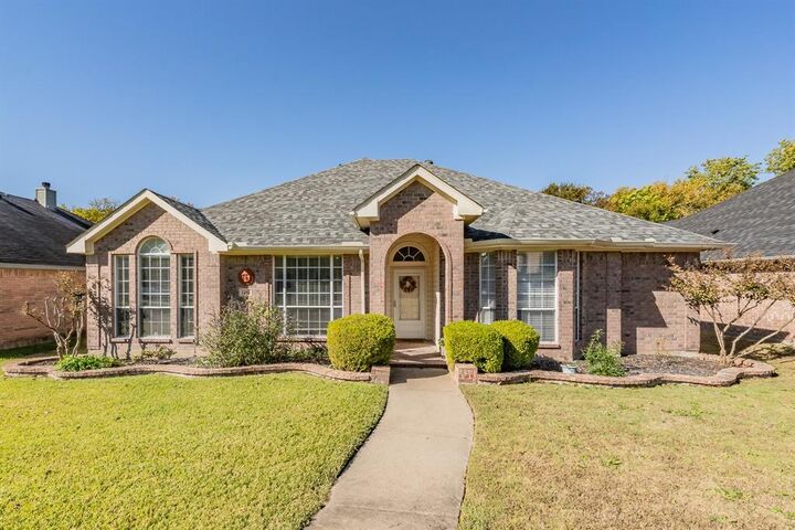 Property Photo:  1215 Rivercrest Drive  TX 75181 
