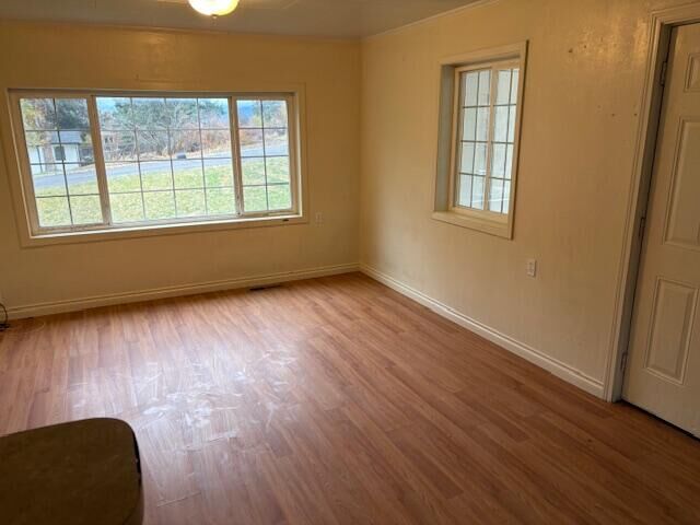 Property Photo:  310 Iowa Street  OR 97601 