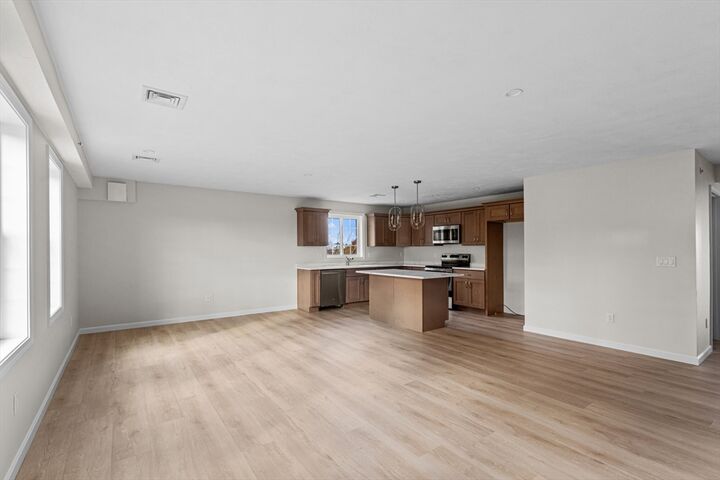 Property Photo:  393 Court St 7  MA 02360 