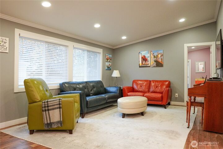 Property Photo:  15410 SE 272nd Street 116  WA 98042 