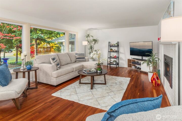 Property Photo: 7419 NE 145th Street WA 98034