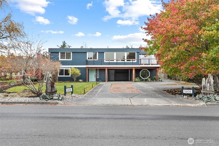 Property Photo: 5606 Kingsway WA 98221