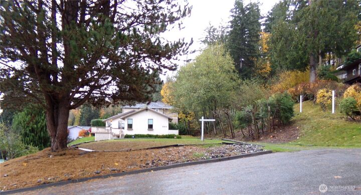 Property Photo:  660  Campbell Avenue  WA 98275 