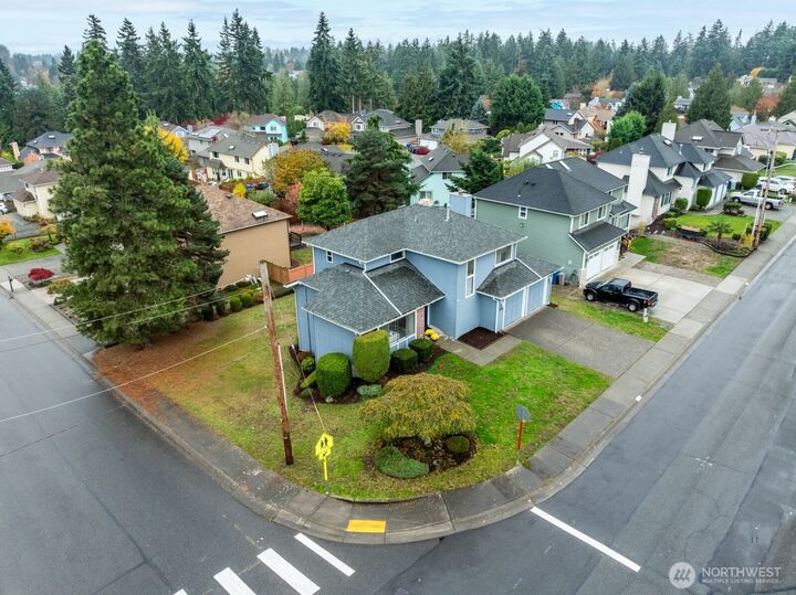 Property Photo: 3737 S 270th Street WA 98032