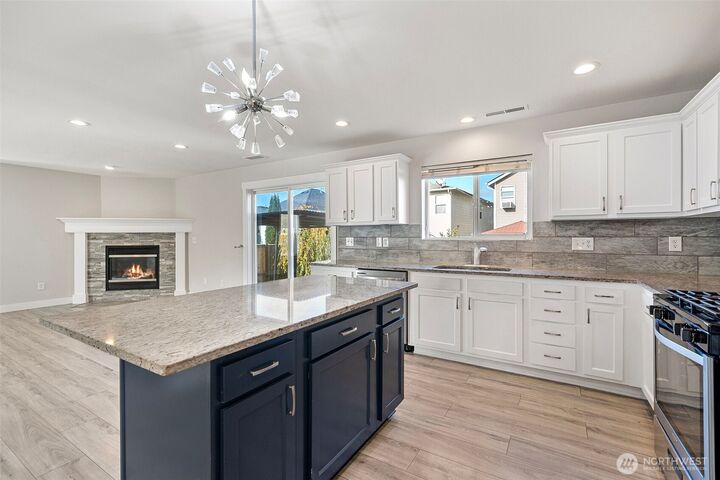 Property Photo:  9547  187th Street Ct E  WA 98375 