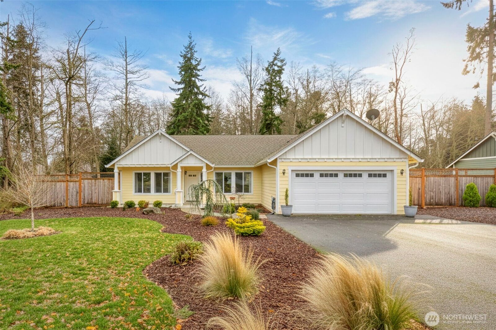 Property Photo:  174 E Island View Avenue  WA 98368 