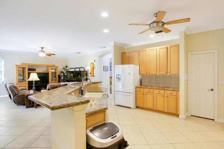 Property Photo:  1258 Pebble Ridge Lane  FL 33411 