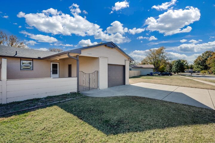 Property Photo:  9323 W 16th St N  KS 67212 